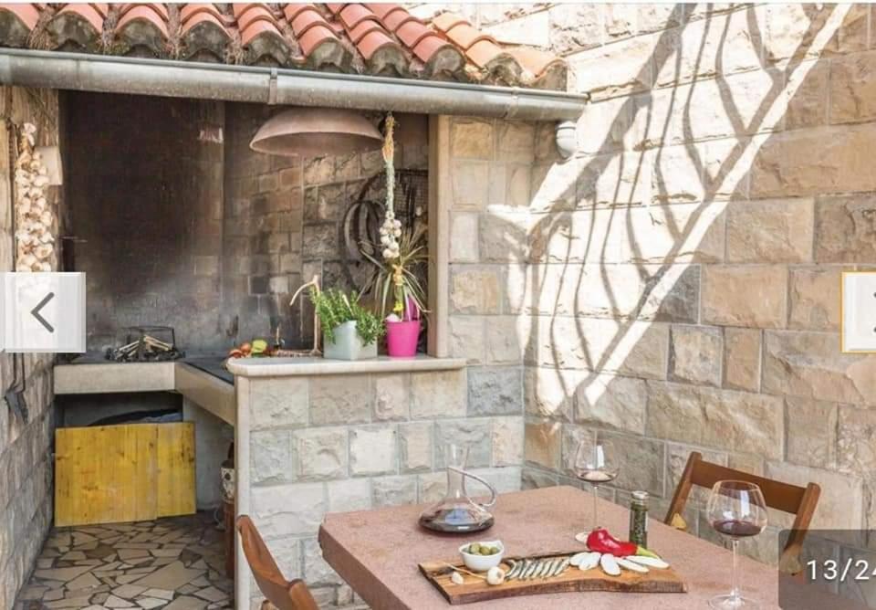 Apartment Tomic 2 Makarska Exterior foto